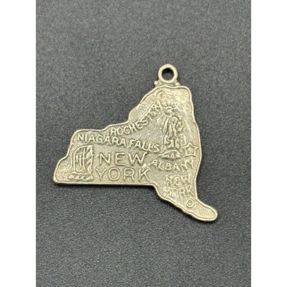 Vintage Sterling Silver New York State Charm 925 E22